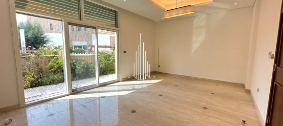 Villa T5 em The Marina, UAE N.º 40165 5