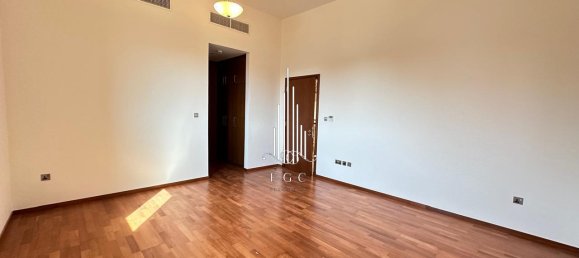 Villa T5 em The Marina, UAE N.º 40165 22