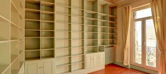 Apartamento de 4 dormitorios en Marseille, France No. 345981 3