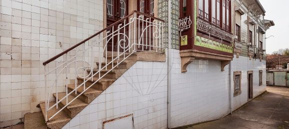 5 bedrooms House in Porto, Portugal No. 25623 24