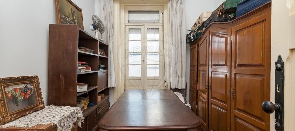 5 bedrooms House in Porto, Portugal No. 25623 4