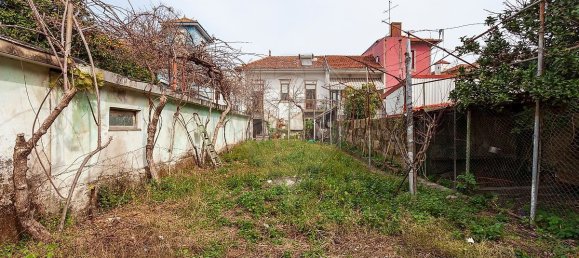 5 bedrooms House in Porto, Portugal No. 25623 29