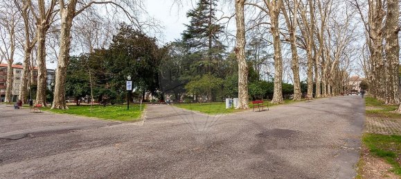 5 bedrooms House in Porto, Portugal No. 25623 37