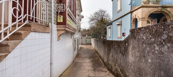 5 bedrooms House in Porto, Portugal No. 25623 26