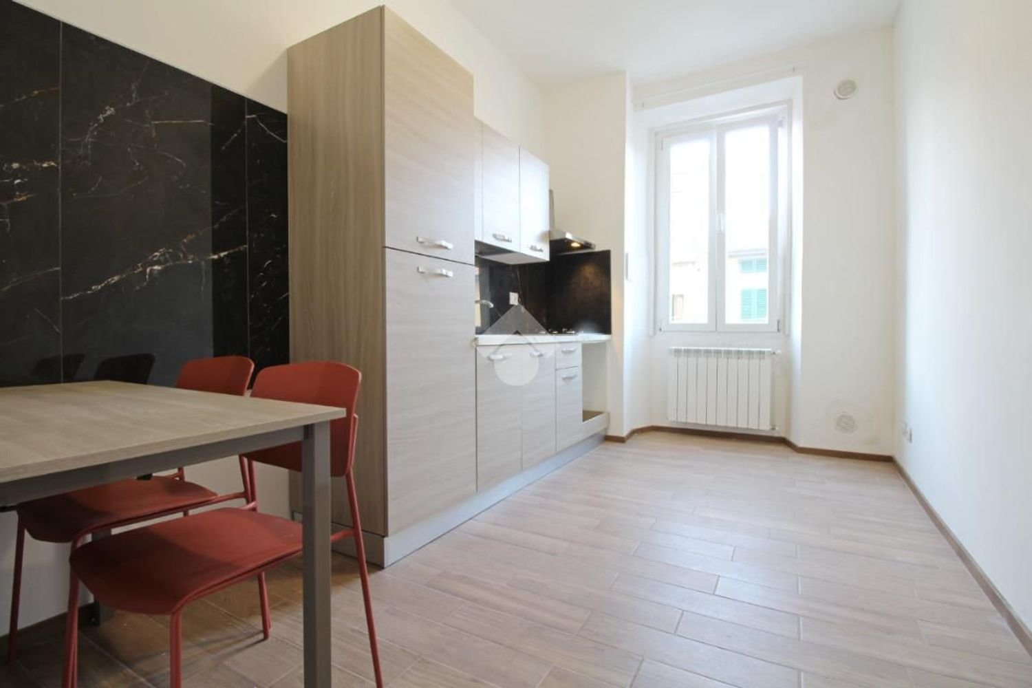 3-Zimmer Wohnung in Prato, Italy, Nr. 271876