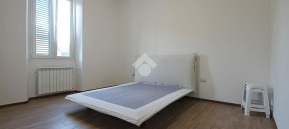 3-Zimmer Wohnung in Prato, Italy, Nr. 271876 8