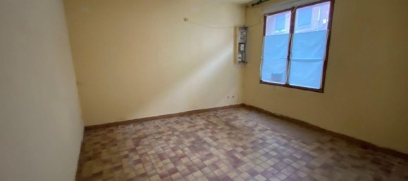 8-Zimmer Gebäude in Comines, France, Nr. 283786 3