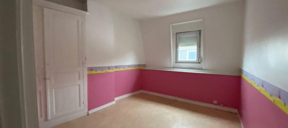 8-Zimmer Gebäude in Comines, France, Nr. 283786 4