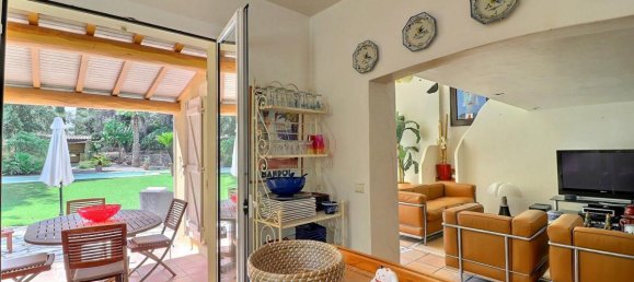 3 bedrooms House in Bandol, France No. 303920 11