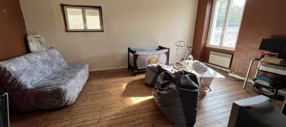 Casa de 3 dormitorios en Vivieres, France No. 92192 8