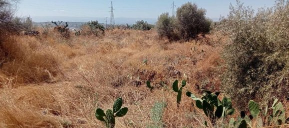  قطعة أرض في Belpasso, Italy رقم 381569 4