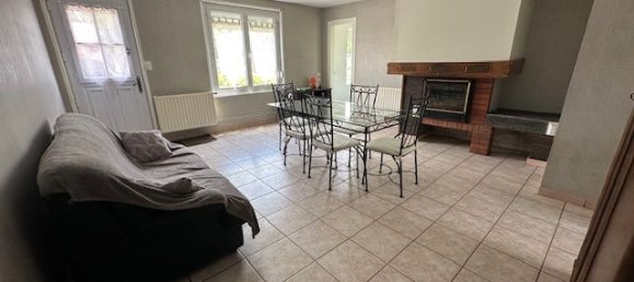 2 bedrooms House in Hebecourt, France No. 283714 2