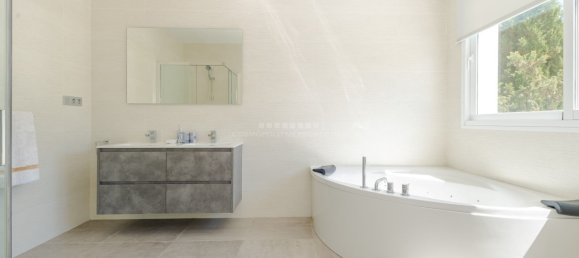 6 bedrooms Villa in Marbella, Spain No. 80843 24