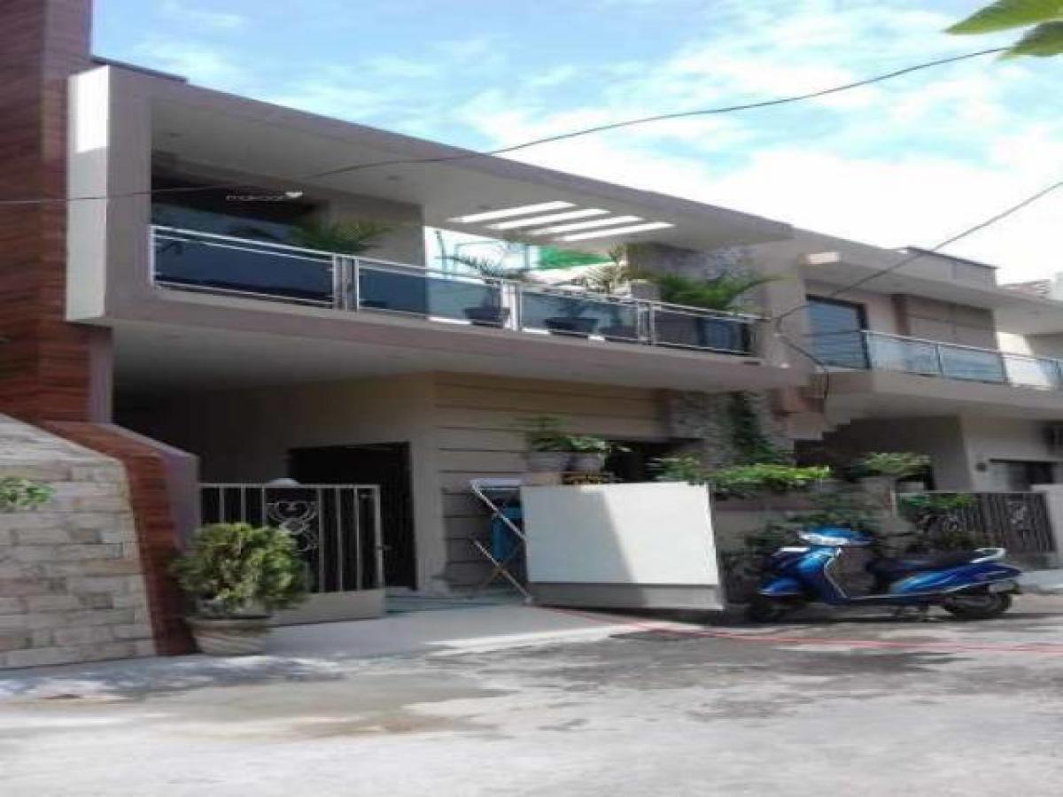 2 bedrooms House in Jalandhar, India No. 26791