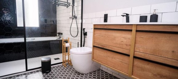 3 bedrooms Apartment in Gijon, Spain No. 284262 4