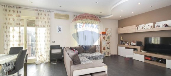 6 rooms Apartment in Gravina di Catania, Italy No. 35888 4