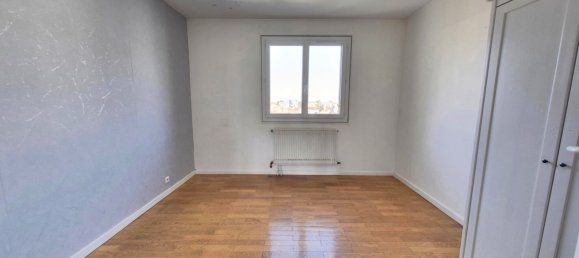 2 bedrooms Apartment in Fontaine, France No. 208123 9