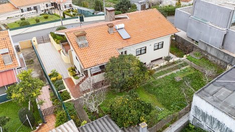 5 bedrooms House in Vila Nova de Gaia, Portugal No. 160286