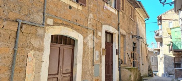 Квартира с 3 комнатами в Валлерано, Италия № 154604 8