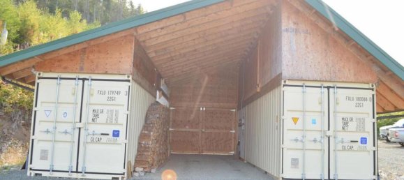 Studio in British Columbia, Canada No. 1164 10