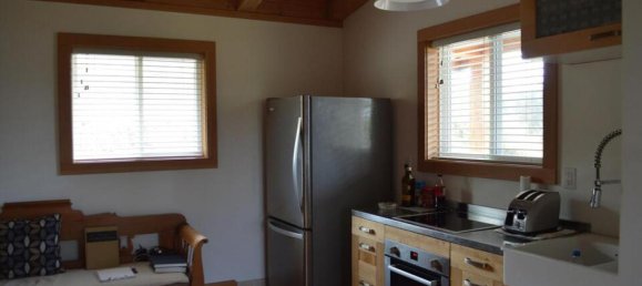 Studio in British Columbia, Canada No. 1164 7