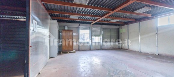 Almacén de 5 habitaciónes en Ariccia, Italy No. 106428 9