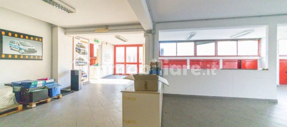 Almacén de 5 habitaciónes en Ariccia, Italy No. 106428 34