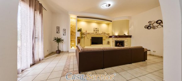 5-Zimmer Wohnung in Matino, Italy, Nr. 235637 4