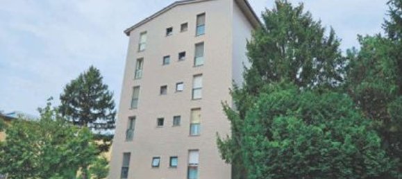 3 rooms Apartment in Milan, Italy No. 245401 7