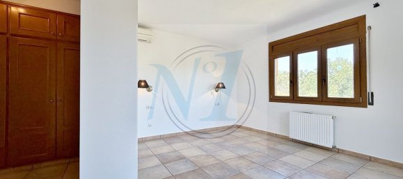 Вилла с 4 спальнями в Пералада, Испания № 158112 34