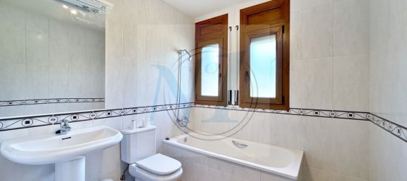 Вилла с 4 спальнями в Пералада, Испания № 158112 48