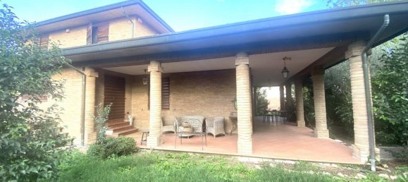 9 rooms Villa in Ravenna, Italy No. 26581 2