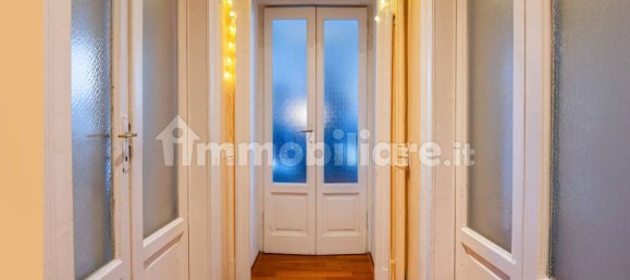 2 bedrooms Apartment in Milan, Italy No. 369940 3