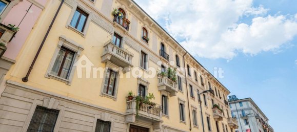 2 bedrooms Apartment in Milan, Italy No. 369940 20
