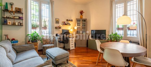 2 bedrooms Apartment in Milan, Italy No. 369940 4