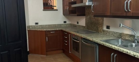 3 Schlafzimmer Haus in Santa Ana, Costa Rica, Nr. 1064 4