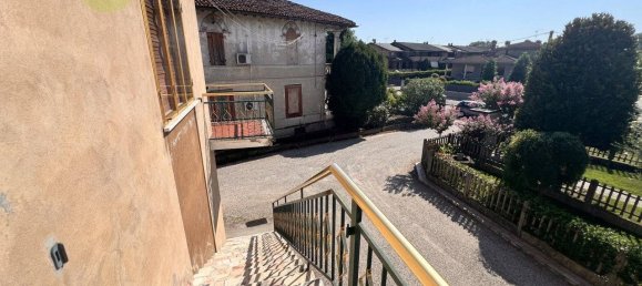 5 bedrooms House in Cerea, Italy No. 322741 18