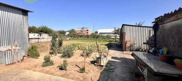 5 bedrooms House in Cerea, Italy No. 322741 9