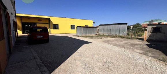 5 bedrooms House in Cerea, Italy No. 322741 6