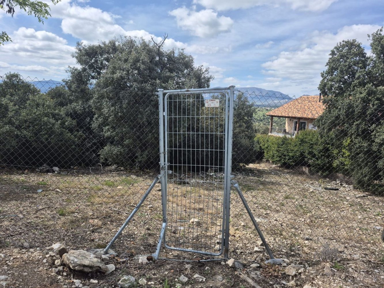  Land in Venturada, Spain No. 159397