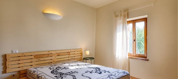 6 rooms House in Radicondoli, Italy No. 120247 15