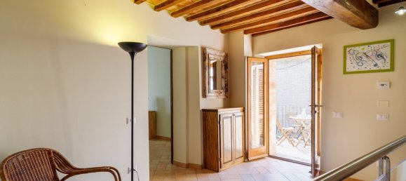 6 rooms House in Radicondoli, Italy No. 120247 13