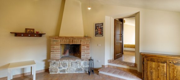 6 rooms House in Radicondoli, Italy No. 120247 22