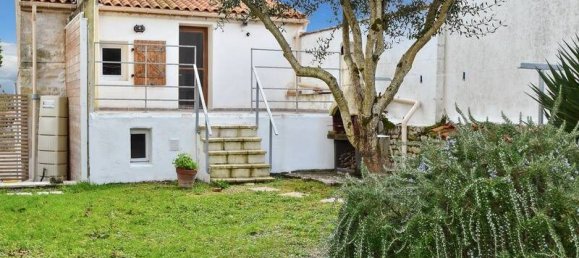 Casa de 2 dormitorios en Ardillieres, France No. 113968 2