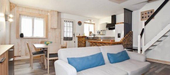 Casa de 2 dormitorios en Ardillieres, France No. 113968 5