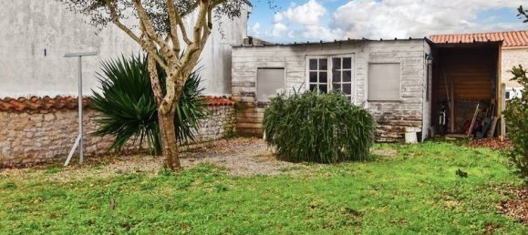 Casa de 2 dormitorios en Ardillieres, France No. 113968 13