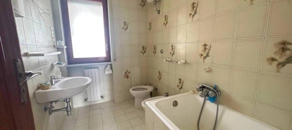 4-Zimmer Wohnung in Potenza, Italy, Nr. 34162 23