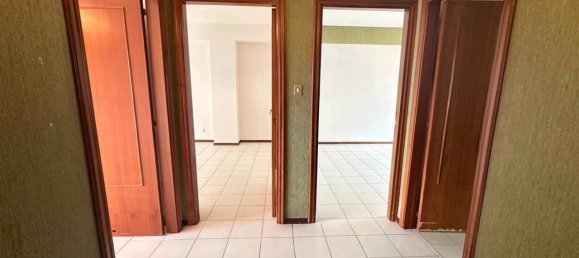 4-Zimmer Wohnung in Potenza, Italy, Nr. 34162 24