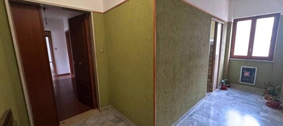 4-Zimmer Wohnung in Potenza, Italy, Nr. 34162 7