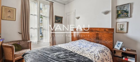 2 bedrooms Apartment in Paris, France No. 168426 10
